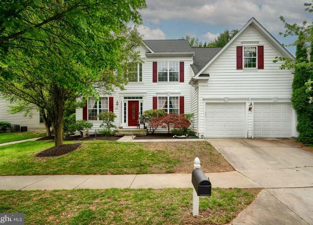 Property at 18405 Crownsgate Cir, Germantown, MD 20874, 5 beds, 3.5 baths