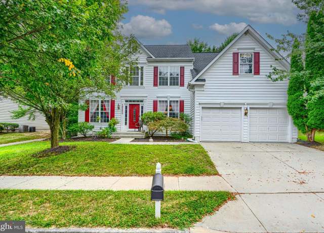 Property at 18405 Crownsgate Cir, Germantown, MD 20874, 5 beds, 3.5 baths