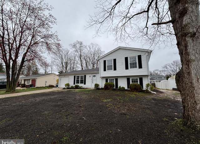 Property at 76 Lupus Ln, Sewell, NJ 08080, 3 beds, 1.5 baths