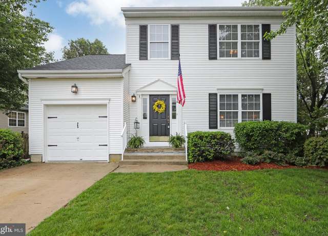 Property at 8 Tether Cir, Deptford, NJ 08096, 3 beds, 2.5 baths