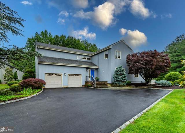 Property at 27 Arnold Dr, Princeton Junction, NJ 08550, 5 beds, 4 baths