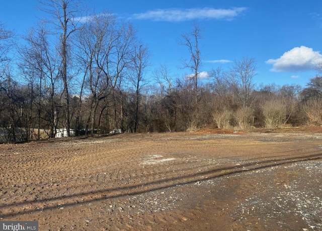 Property at 5230 N George Extension St, Manchester, PA 17345