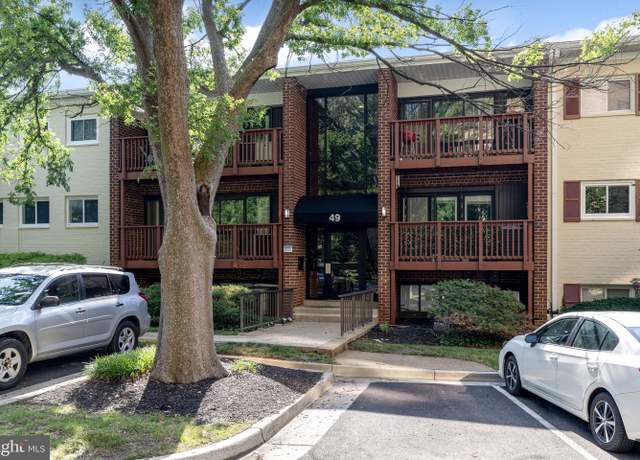 Property at 49 Skyhill Rd #201, Alexandria, VA 22314, 2 beds, 2 baths