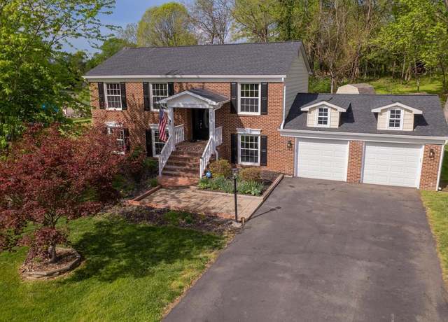 Property at 7199 Spotsylvania St, Warrenton, VA 20187, 4 beds, 2 baths