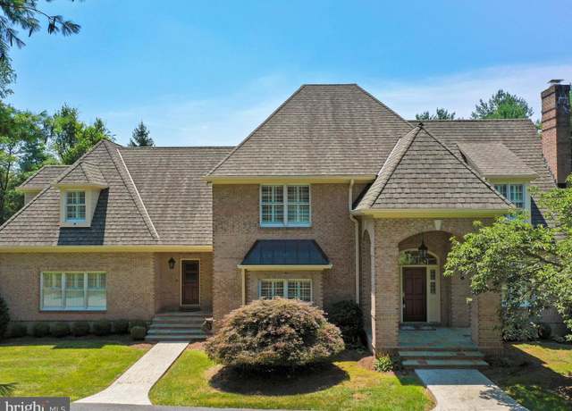 Property at 325 Windsor Ln, Winchester, VA 22602, 5 beds, 4.5 baths