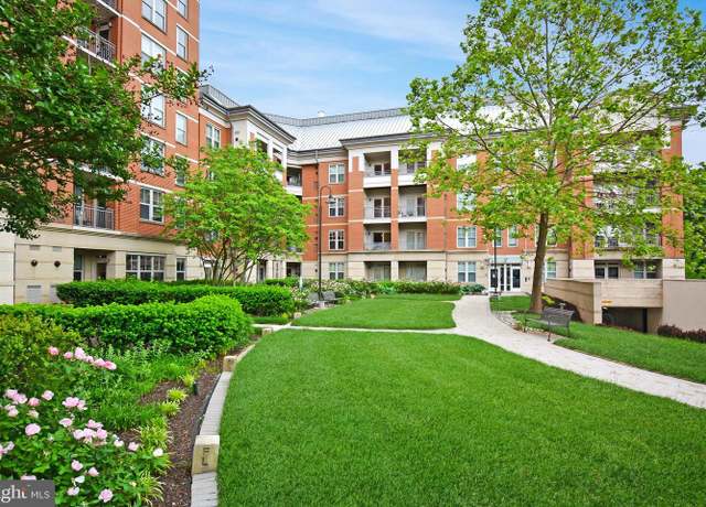 Property at 11770 Sunrise Valley Dr #120, Reston, VA 20191, 2 beds, 2 baths
