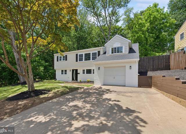 Property at 3521 Forestdale Ave, Woodbridge, VA 22193, 4 beds, 2 baths