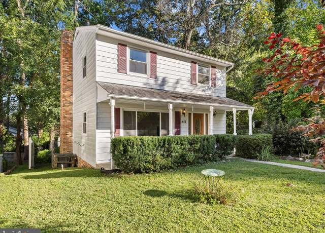 Property at 482 Maple Leaf Dr, Edgewater, MD 21037, 4 beds, 2 baths