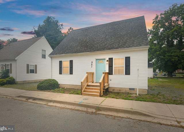 Property at 902 Hanson St, Salisbury, MD 21801, 4 beds, 2 baths
