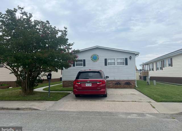 Property at 104 Sea Ln, Ocean City, MD 21842, 3 beds, 2 baths