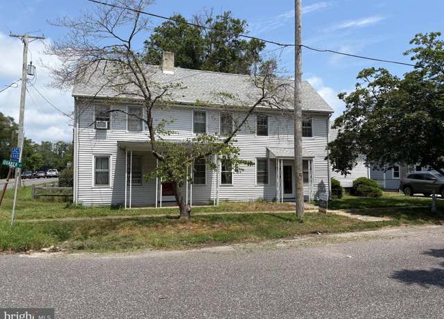Property at 4 Quaker St, Port Elizabeth, NJ 08348, 3 beds, 1.5 baths