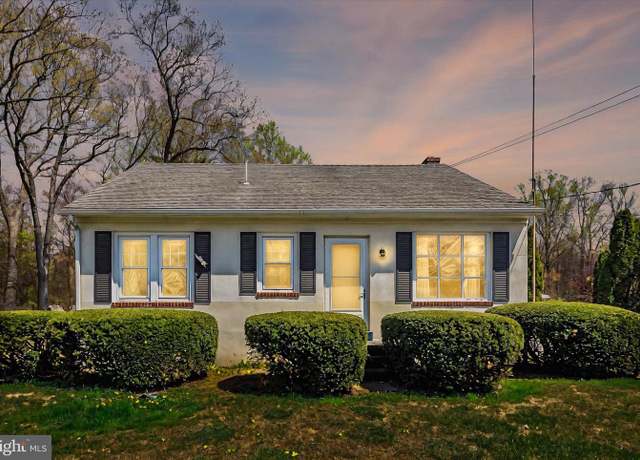 Property at 459 Memorial Hwy, Fleetwood, PA 19522, 4 beds, 1 bath