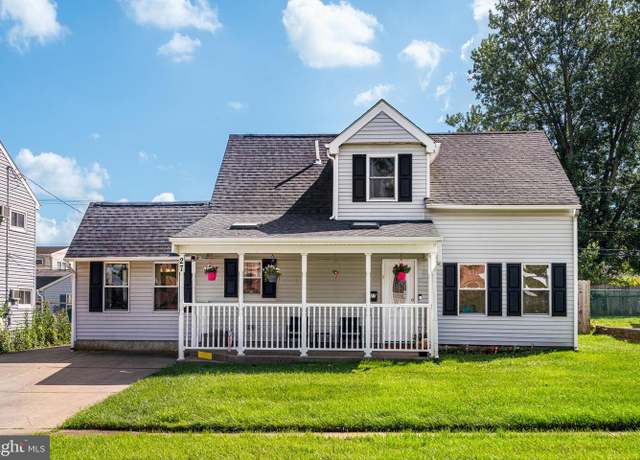 Property at 27 Arbor Ln, Levittown, PA 19055, 4 beds, 2.5 baths