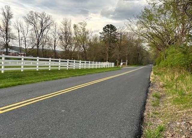Property at 253 Willow Mill Park Rd, Mechanicsburg, PA 17050