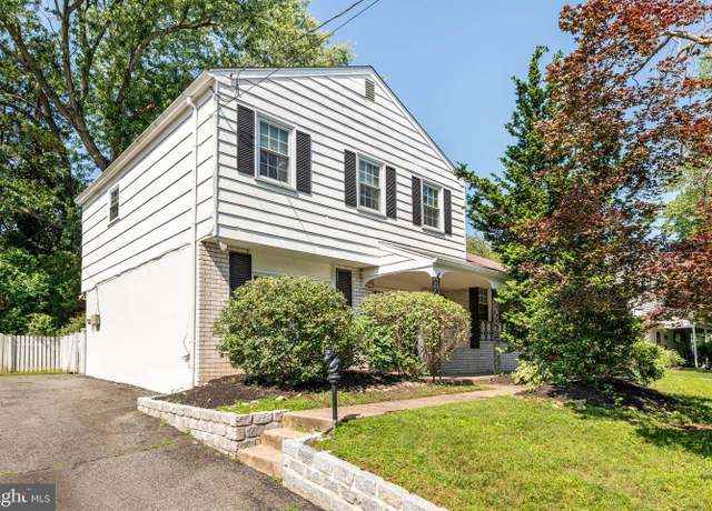 Property at 228 David Dr, Havertown, PA 19083, 3 beds, 2.5 baths