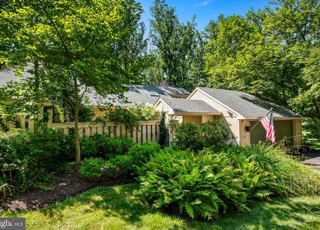 Property at 50 Toft Woods Way, Media, PA 19063, 4 beds, 3.5 baths