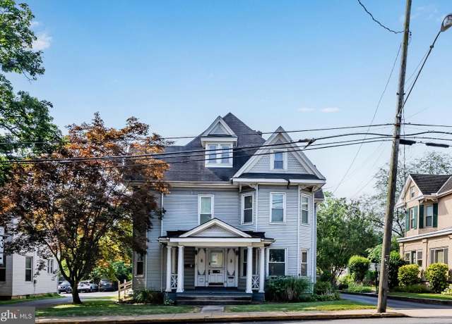 Property at 302 King St W, Shippensburg, PA 17257, 7 beds