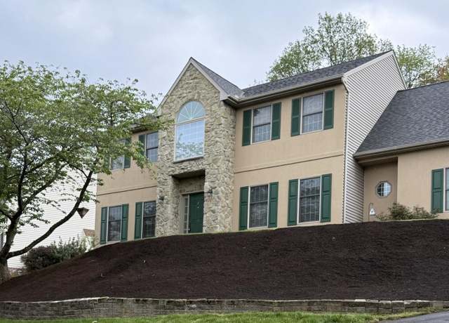 Property at 20 Silver Dr, Elizabethtown, PA 17022, 4 beds, 2.5 baths