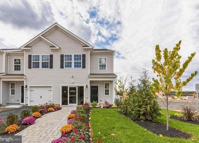 Property at 1225 Susan Cir, Breinigsville, PA 18031, 3 beds, 2.5 baths