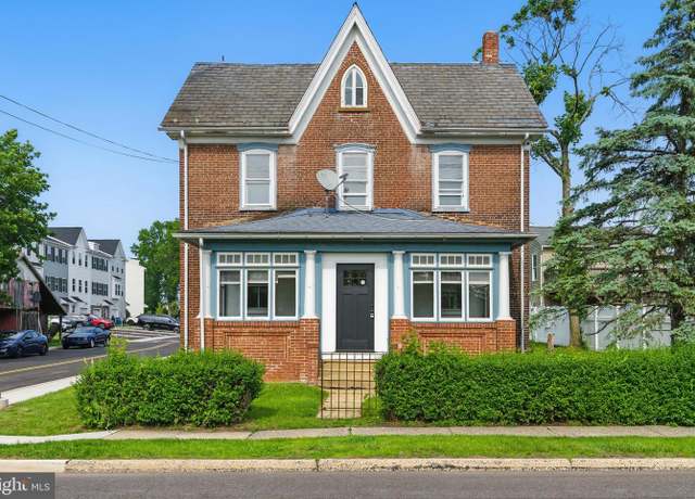 Property at 5 S Maple Ave, Hatfield, PA 19440, 3 beds, 1.5 baths