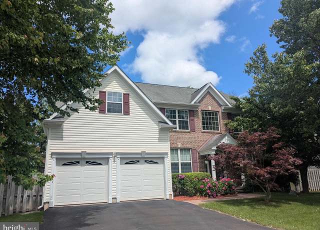 Property at 255 Farmview Dr, Harleysville, PA 19438, 4 beds, 2.5 baths