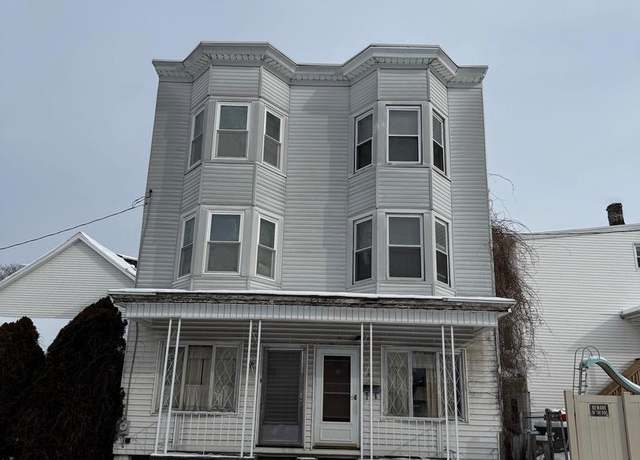 Property at 85 S B St, Mahanoy City, PA 17948, 8 beds, 4.5 baths