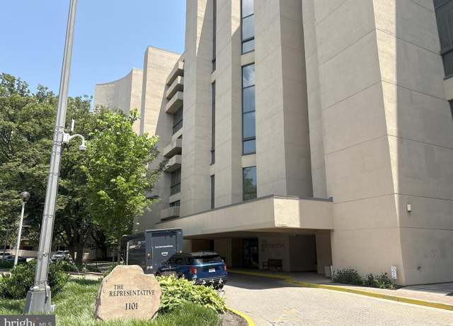Property at 1101 S Arlington Ridge Rd #1014, Arlington, VA 22202, 2 beds, 2.5 baths