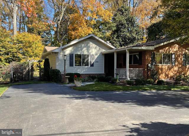 Property at 3416 Country Hill Dr, Fairfax, VA 22030, 4 beds, 2.5 baths