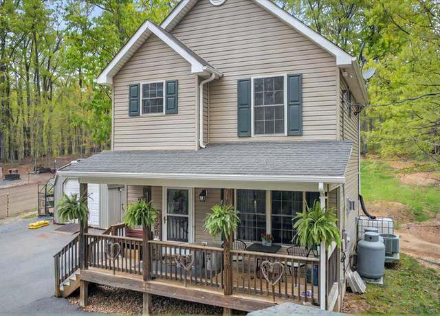 Property at 621 Panther Dr, Winchester, VA 22602, 2 beds, 1 bath