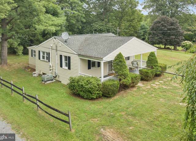 Property at 148 Cedar Hill Ln, Clear Brook, VA 22624, 2 beds, 1 bath