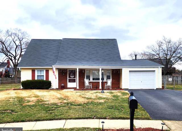 Property at 4211 Maintree Ct, Fairfax, VA 22033, 4 beds, 2 baths