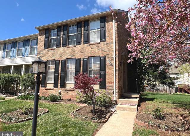 Property at 20169 Black Horse Sq, Ashburn, VA 20147, 3 beds, 2.5 baths