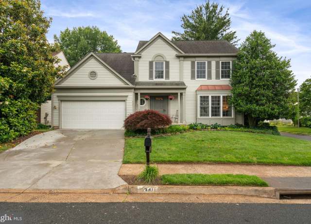 Property at 9341 Amaryllis Ave, Manassas, VA 20110, 4 beds, 3.5 baths