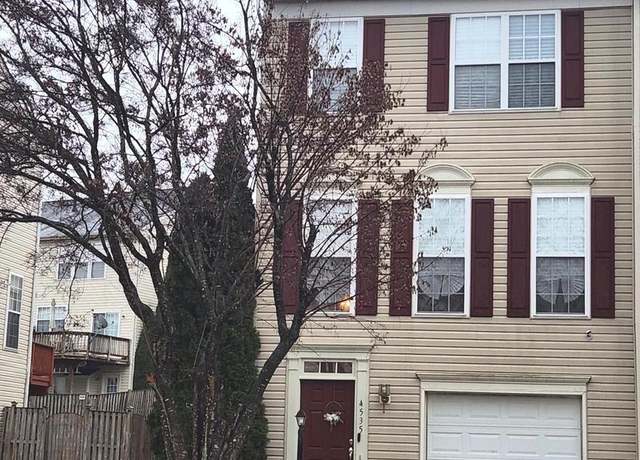 Property at 4535 Torrence Pl, Woodbridge, VA 22193, 3 beds, 2.5 baths