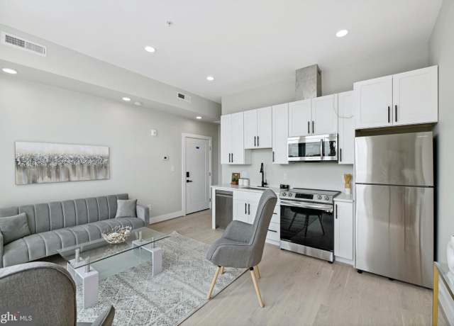 Property at 2213 M St NE #5, Washington, DC 20002, 1 bed, 1 bath
