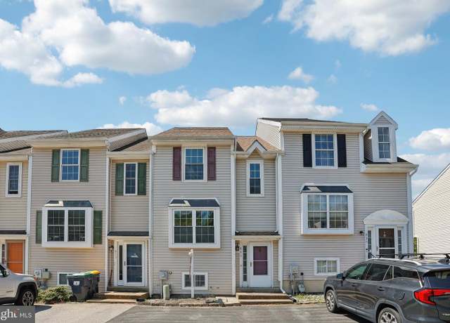 Property at 835 Sabina Cir, Bear, DE 19701, 2 beds, 1.5 baths