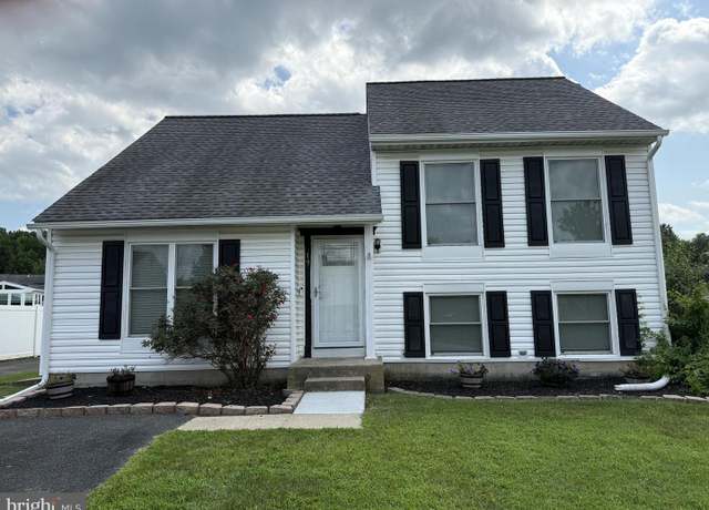 Property at 19 Sproul Ct, Baltimore, MD 21220, 4 beds, 2 baths