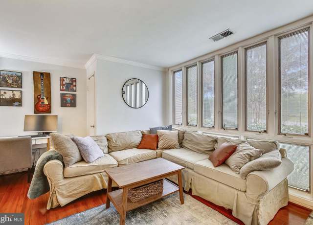 Property at 10701 Kings Riding Unit T1-14, North Bethesda, MD 20852, 1 bed, 1 bath