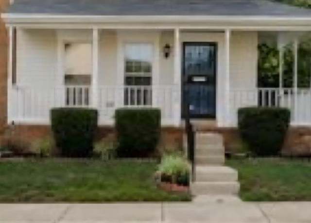 Property at 2412 W Rosecroft Village Cir W #2412, Oxon Hill, MD 20745, 3 beds, 2.5 baths