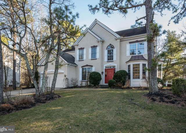 Property at 23 Forrest Hills Dr, Voorhees, NJ 08043, 4 beds, 4.5 baths