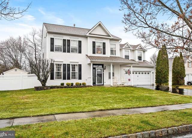 Property at 40 Moorsgate Cir, East Windsor, NJ 08520, 4 beds, 2.5 baths