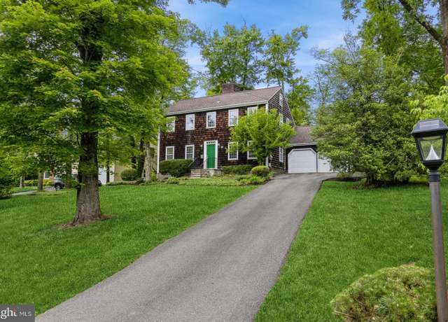 Property at 24 Turner Ct, Princeton, NJ 08540, 4 beds, 2.5 baths