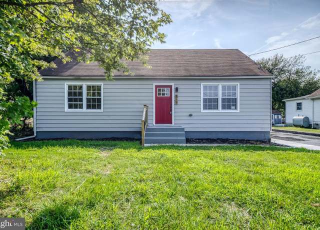 Property at 517 S Broadway, Pennsville, NJ 08070, 4 beds, 2.5 baths