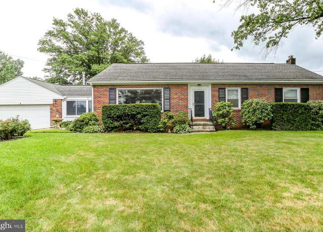 Property at 518 E Winding Hill Rd, Mechanicsburg, PA 17055, 4 beds, 1.5 baths