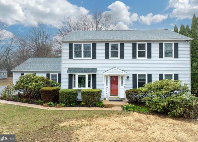 Property at 103 Stephen Dr, Downingtown, PA 19335, 4 beds, 2.5 baths