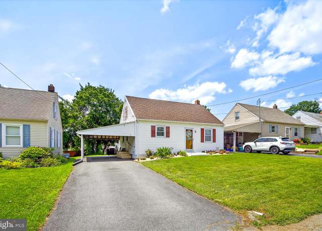 Property at 806 S 16th St, Columbia, PA 17512, 3 beds, 1 bath