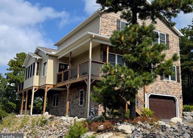 Property at 532 Buck Mountain Blvd, Hazle Township, PA 18202, 4 beds, 3.5 baths