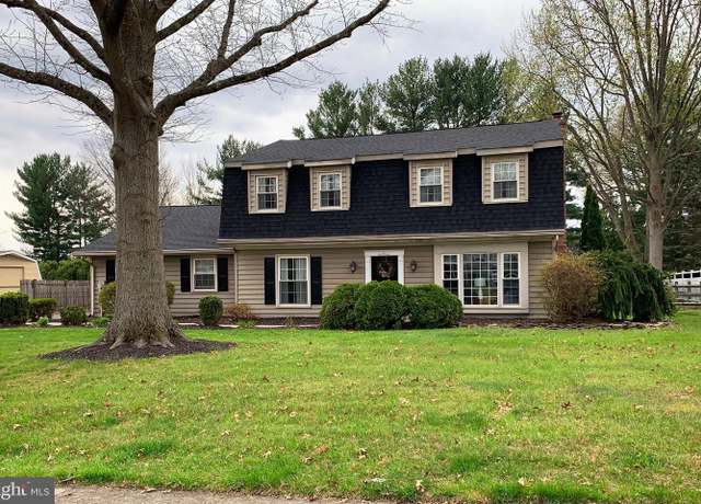 Property at 913 Woodland Ave, East Norriton, PA 19403, 4 beds, 2.5 baths