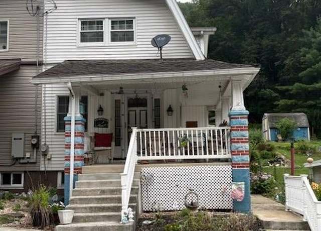 Property at 140 Main St, Pottsville, PA 17901, 3 beds, 1 bath