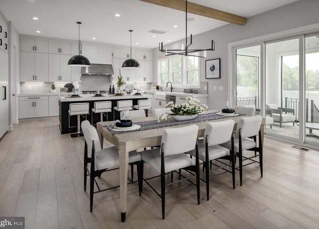 Property at 889 N Manchester St, Arlington, VA 22205, 5 beds, 5.5 baths